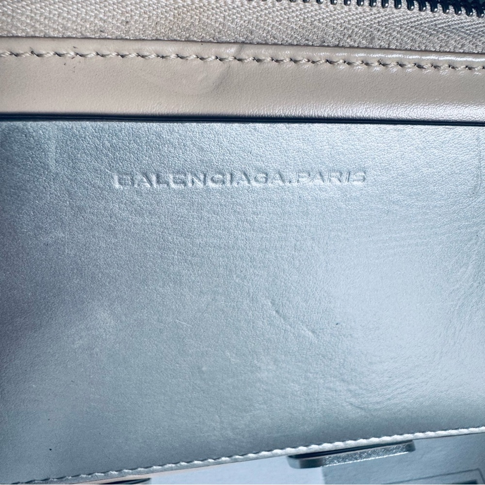Balenciaga Classic Lambskin Continental Zip Wallet Cream Silver Hardware - Picture 13 of 13